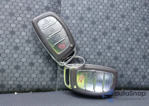 2017 Hyundai Ioniq Hybrid Sel z USA, uszkodzony, nr VIN KMHC75LCXHU033678